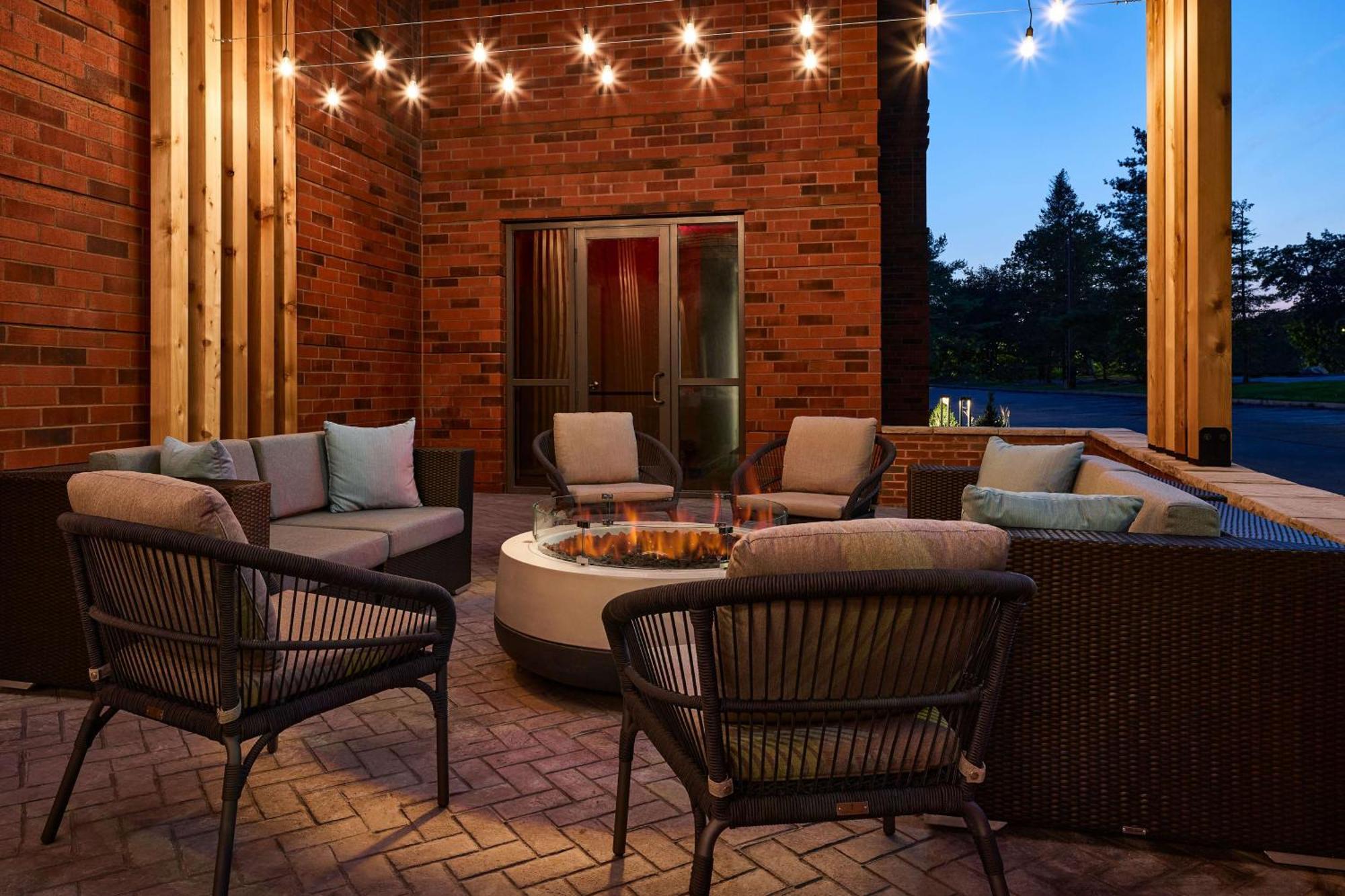 Hilton Garden Inn Tewksbury Andover Екстериор снимка